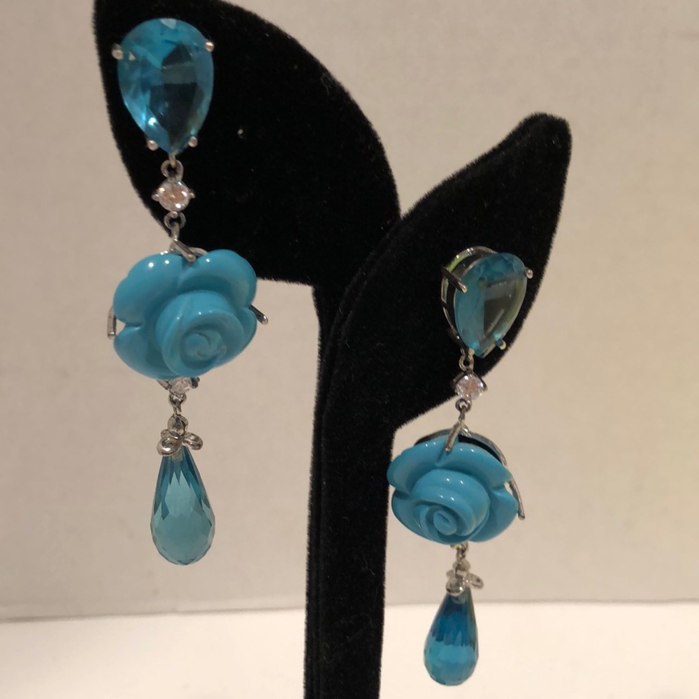 Preciosa turq inspired Linear pierced Rosette Ear